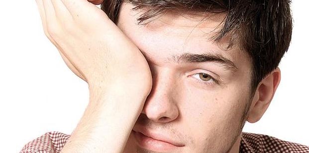 O que podem ser os tremores nos olhos?